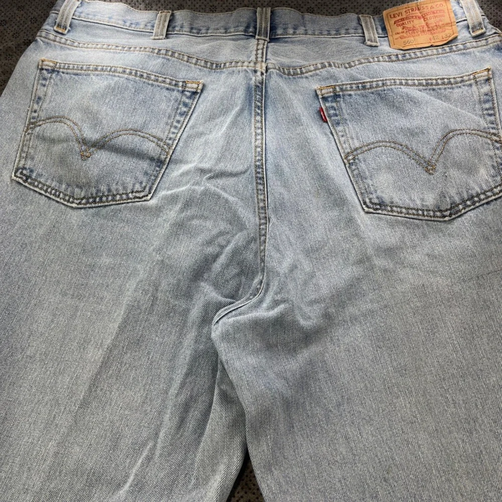 Levis light yellowing